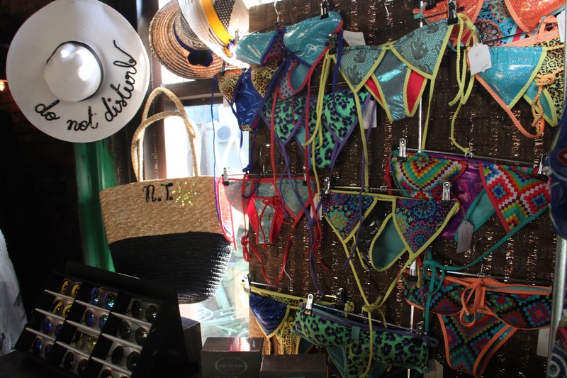 Sista Brown's at Junkyard